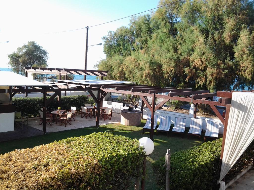 Chris Studios & Apartments Lechaio 部屋 写真